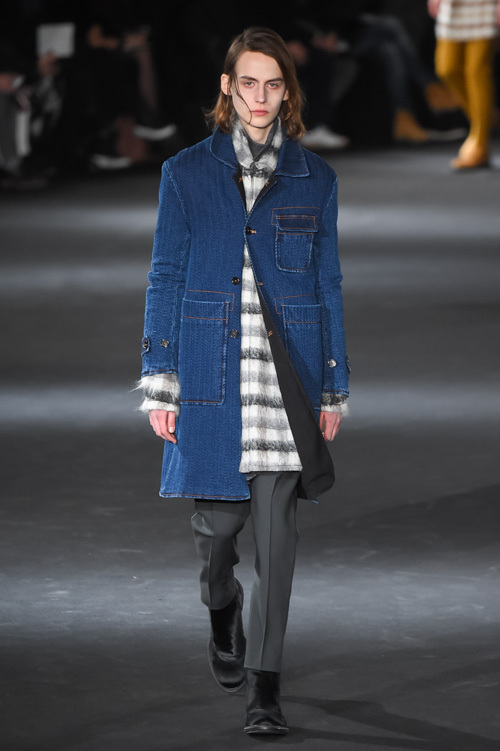 アン ドゥムルメステール 2016-17年秋冬 <span>コレクション</span> - 写真27