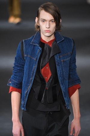 アン ドゥムルメステール(ANN DEMEULEMEESTER) 2016-17年秋冬 メンズコレクション  - 写真13