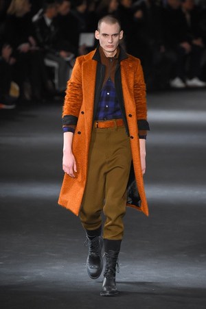 アン ドゥムルメステール(ANN DEMEULEMEESTER) 2016-17年秋冬 メンズコレクション  - 写真40