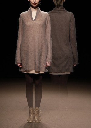 シンプルな中にユニークなデザインが潜む サポートサーフェス(support surface)、2011-2012年秋冬コレクション｜写真10