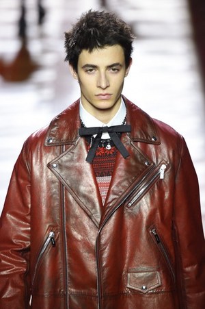 www.fashion-press.net/img/news/21376/w300_dior_hom...