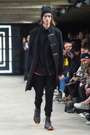 y-3 2016aw フューチャー　レザー　ジャケットです^_^