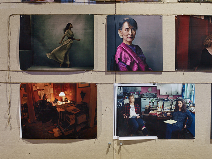 アニー・リーボヴィッツ写真展 - アーティストや映画監督、政治家など世界各国の女性を撮影 | 写真