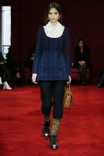 ミュウミュウ 2016年プレフォールコレクション - 温もりの中に潜む刺激と繊細さ｜写真3