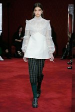 ミュウミュウ 2016年プレフォールコレクション - 温もりの中に潜む刺激と繊細さ｜写真4