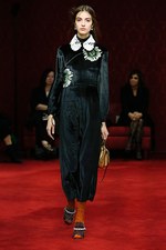 ミュウミュウ 2016年プレフォールコレクション - 温もりの中に潜む刺激と繊細さ｜写真17