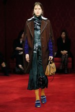 ミュウミュウ 2016年プレフォールコレクション - 温もりの中に潜む刺激と繊細さ｜写真18