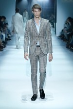 華麗なジェントルメンズ クラブの世界 - GUCCI(グッチ) 2012年春夏メンズコレクション｜写真19