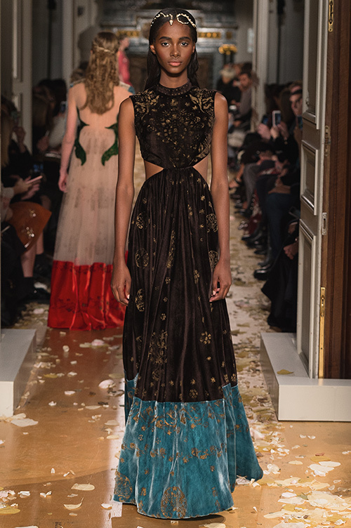 ヴァレンティノ オートクチュール(VALENTINO Haute Couture) 2016年春夏ウィメンズコレクション  - 写真15