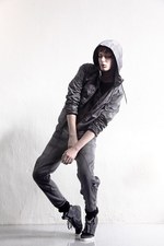 ヒュンメル(hummel) hummel H(ヒュンメル エイチ)｜写真1