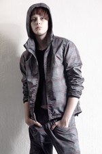 ヒュンメル(hummel) hummel H(ヒュンメル エイチ)｜写真2