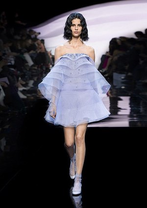 ジョルジオ アルマーニ プリヴェ オートクチュール(GIORGIO ARMANI PRIVÉ  Haute Couture) 2016年春夏ウィメンズコレクション  - 写真34