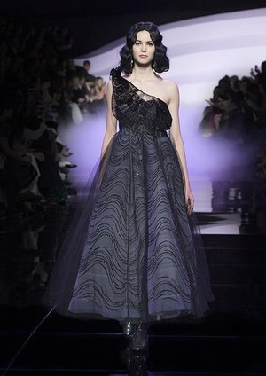 ジョルジオ アルマーニ プリヴェ オートクチュール(GIORGIO ARMANI PRIVÉ  Haute Couture) 2016年春夏ウィメンズコレクション  - 写真59