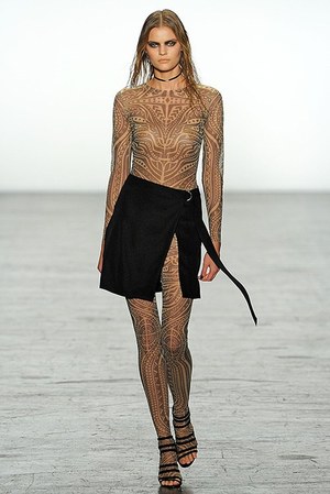 タダシ ショージ(TADASHI SHOJI) 2016年秋ウィメンズコレクション  - 写真1