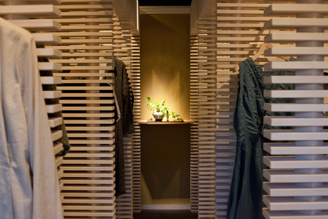 matohu(まとふ)、初のショップ「表参道本店」を披露 - 7月15日オープン