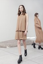 ヤストシ エズミ(Yasutoshi Ezumi) ポストモダン｜写真1