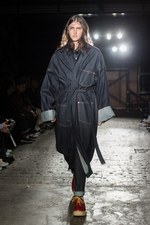 ガンリュウ 2016-17年秋冬コレクション - アクティビティな正装にアバンギャルドの要素を｜写真5