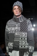 ガンリュウ 2016-17年秋冬コレクション - アクティビティな正装にアバンギャルドの要素を｜写真15