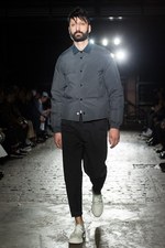 ガンリュウ 2016-17年秋冬コレクション - アクティビティな正装にアバンギャルドの要素を｜写真27