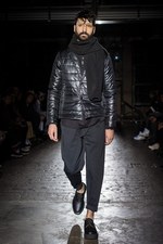 ガンリュウ 2016-17年秋冬コレクション - アクティビティな正装にアバンギャルドの要素を｜写真83