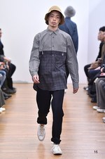 コム デ ギャルソン・シャツ 2016-17年秋冬コレクション - 自由な発想で色柄をパッチワーク｜写真24