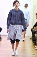 コム デ ギャルソン・シャツ 2016-17年秋冬コレクション - 自由な発想で色柄をパッチワーク｜写真34