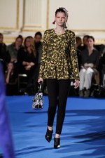 ロココとマサイ族を融合させた、スポーティでゴージャスな女性たち-タクーン（THAKOON）の2011-12年秋冬コレクション｜写真13
