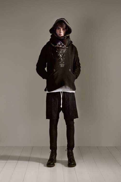 クラシックを再構築してつくる新たなスタンダードスタイル sacai