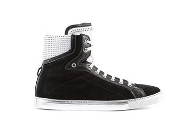 ジャスト カヴァリの16年春夏メンズシューズ - モノトーンのバッシュ風スニーカーやスリッポンなど