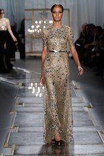 ヴィクトリア時代の華やかさの中に垣間見える荒々しさ‐ジェイソン ウー(JASON WU)の2011-12年秋冬コレクション｜写真34