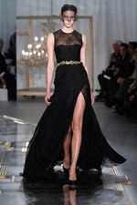 ヴィクトリア時代の華やかさの中に垣間見える荒々しさ‐ジェイソン ウー(JASON WU)の2011-12年秋冬コレクション｜写真36