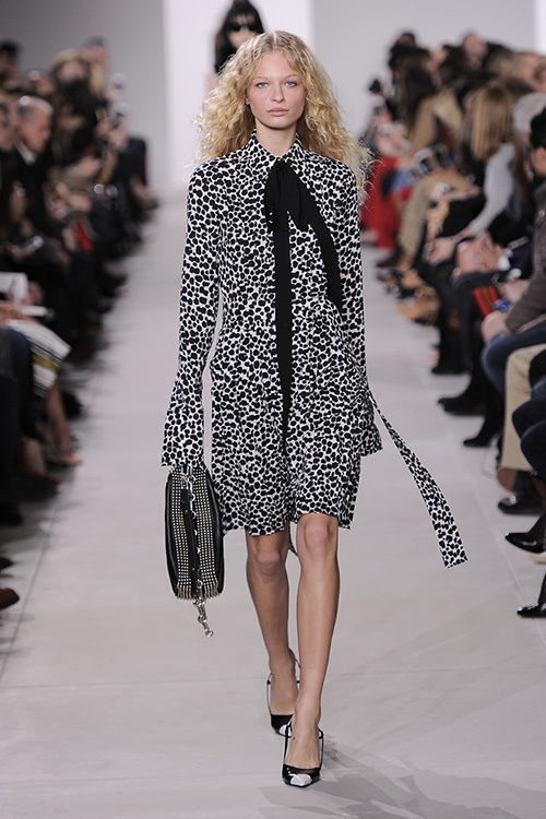 マイケル・コース コレクション(Michael Kors Collection) 2016年秋ウィメンズコレクション  - 写真44