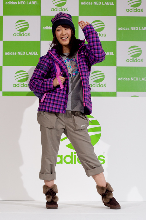 現役女子高生シンガー カイリー(Kylee)がアディダスのショーに登場｜写真10