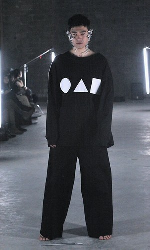 イクミ(IKUMI) 2016-17年秋冬 ウィメンズ&メンズコレクション  - 写真25