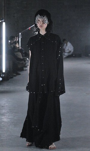 イクミ(IKUMI) 2016-17年秋冬 ウィメンズ&メンズコレクション  - 写真34