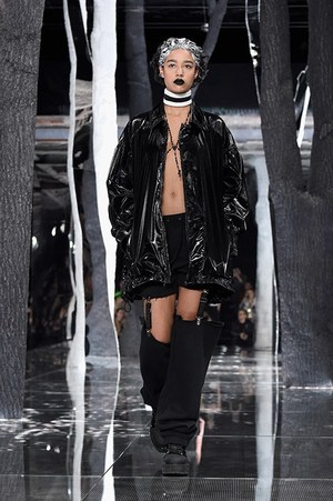 プーマ  バイ リアーナ(PUMA  BY RIHANNA) 2016-17年秋冬 ウィメンズ&メンズコレクション  - 写真10