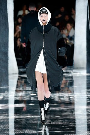 プーマ  バイ リアーナ(PUMA  BY RIHANNA) 2016-17年秋冬 ウィメンズ&メンズコレクション  - 写真11