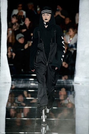 プーマ  バイ リアーナ(PUMA  BY RIHANNA) 2016-17年秋冬 ウィメンズ&メンズコレクション  - 写真18