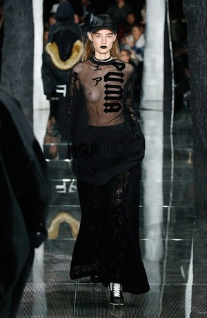 プーマ  バイ リアーナ(PUMA  BY RIHANNA) 2016-17年秋冬 ウィメンズ&メンズコレクション  - 写真52