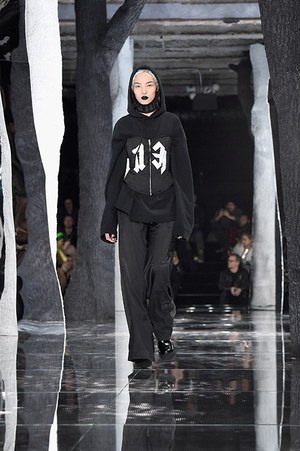 プーマ  バイ リアーナ(PUMA  BY RIHANNA) 2016-17年秋冬 ウィメンズ&メンズコレクション  - 写真61