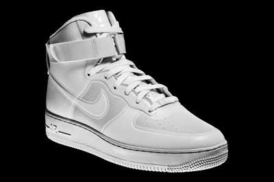 ナイキ スポーツウェアの最新テクノロジーとデザインが融合した「ハイパーフューズ コレクション」