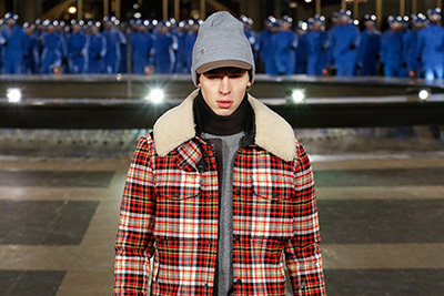 モンクレール グルノーブル(MONCLER GRENOBLE) コレクション モンクレール グルノーブル(MONCLER GRENOBLE) コレクション