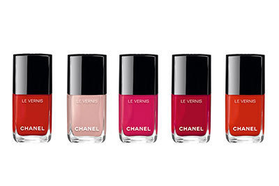 シャネルから新ネイル エナメル＆ペンタイプのリップスティック - ファッションから着想を得たカラー