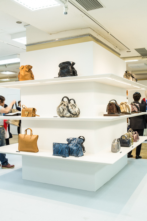 ロエベ(LOEWE) ロエベ展 パズル バッグ｜写真14