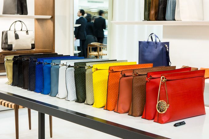 ロエベ(LOEWE) ロエベ展 パズル バッグ｜写真45