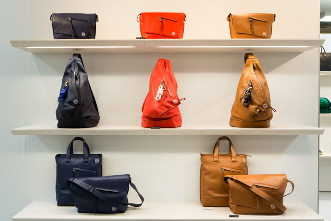 ロエベ(LOEWE) ロエベ展 パズル バッグ｜写真50