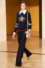 コーチ 2016年フォールコレクション - 慣れ親しんだアメリカンな要素を繋ぎ合わせた新・NYCスタイル｜写真35