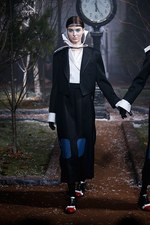 トム ブラウン ニューヨーク 2016年秋冬ウィメンズコレクション - 公園の貴婦人は紳士服を纏って｜写真5