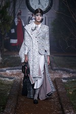 トム ブラウン ニューヨーク 2016年秋冬ウィメンズコレクション - 公園の貴婦人は紳士服を纏って｜写真24