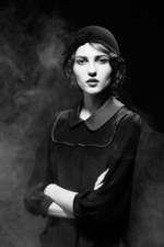 大空にはばたく勇敢でエレガントな女性をイメージ　Colenimo(コレニモ)、2011-2012年秋冬コレクション｜写真1